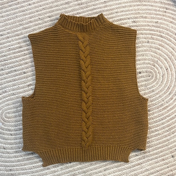 Anthropologie Ochre mustard yellow oversized cable knit sweater vest EUC - Picture 2 of 4